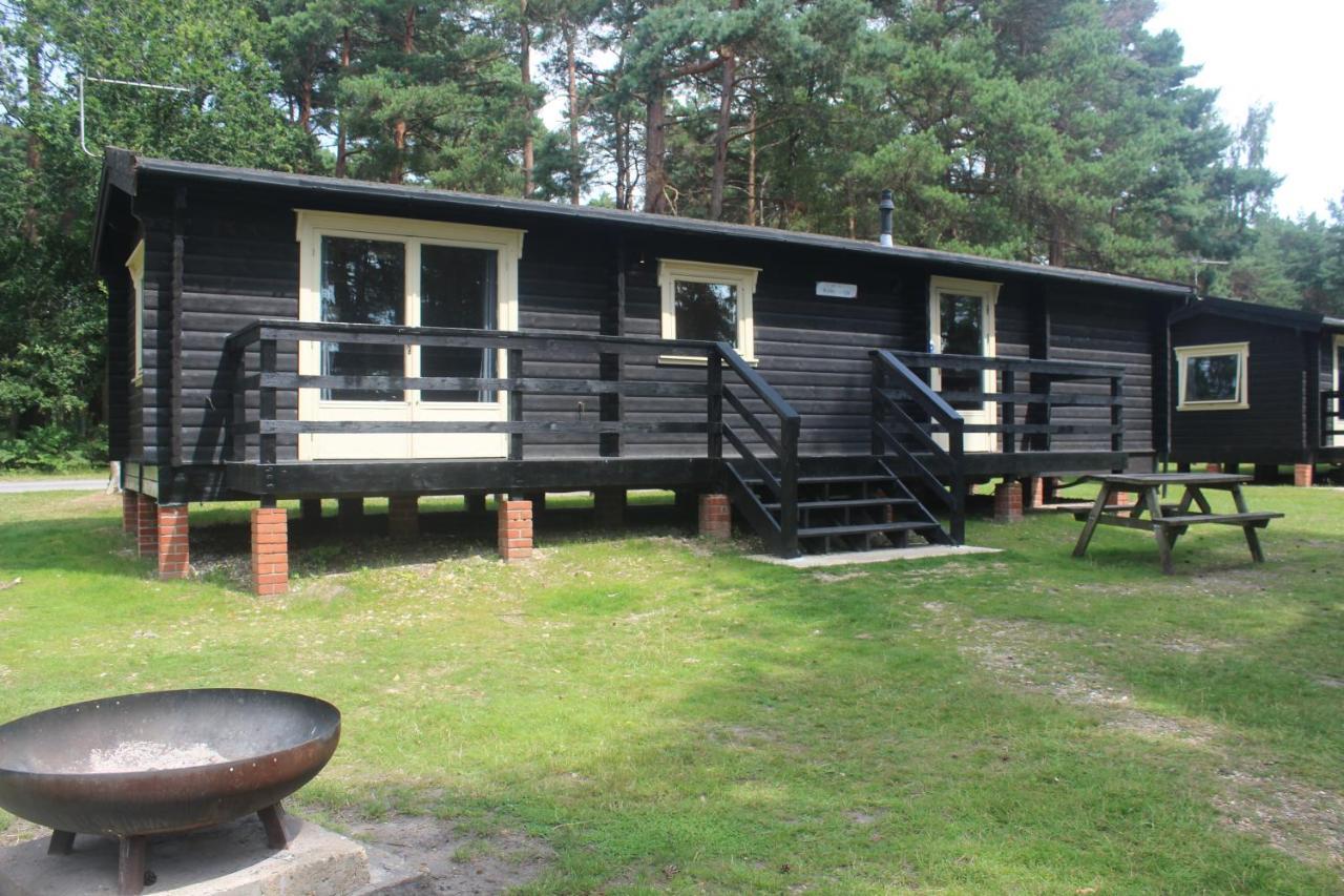 Вилла Avon Tyrrell Outdoor Activity Centre Bransgore Экстерьер фото